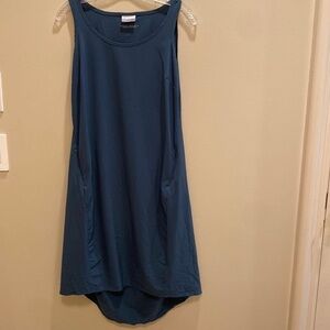 Columbia Omni shield hi low sleeveless dress teal size SMALL